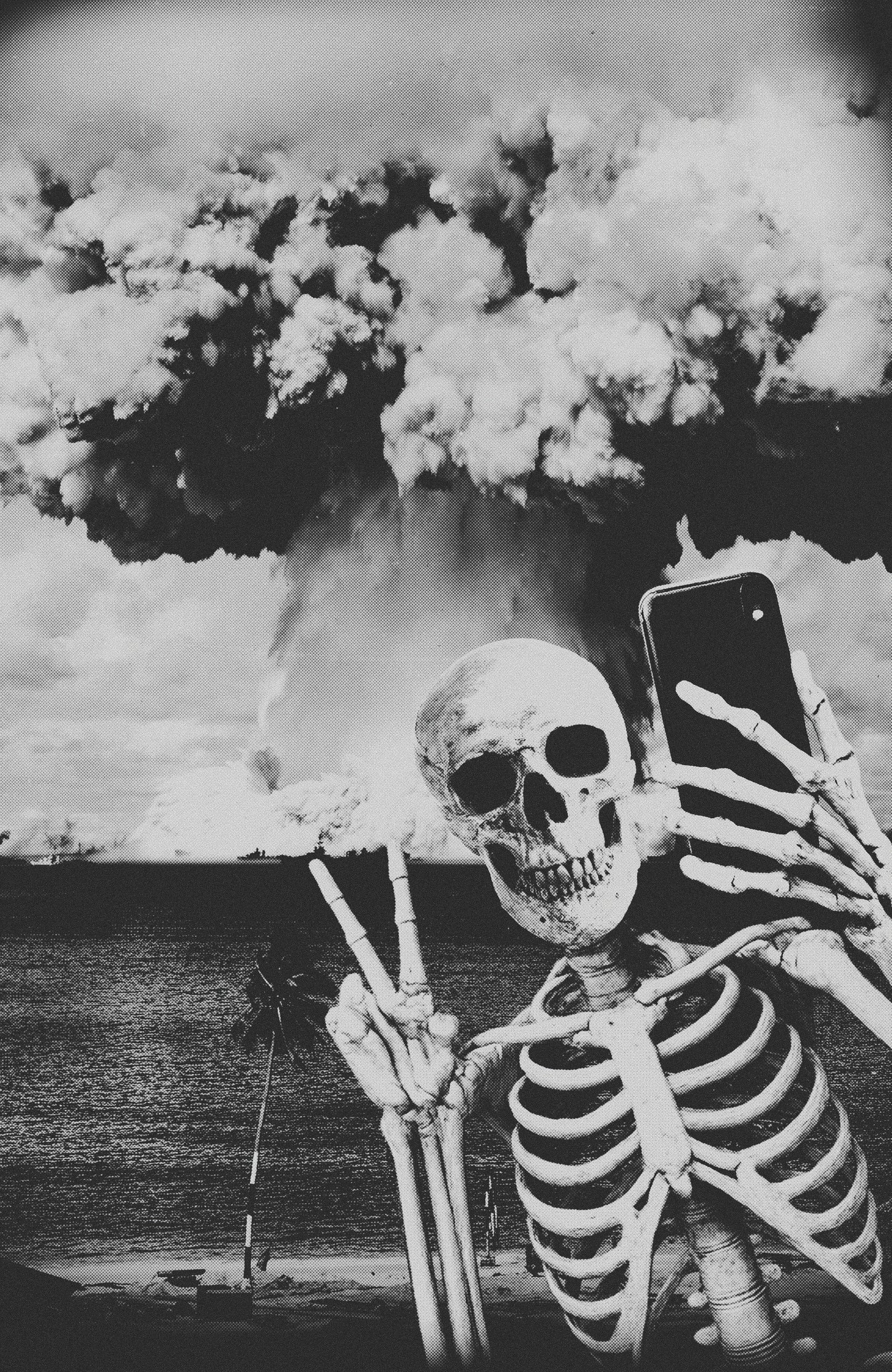 War (2025) #1 Cover D Shaw 1:10 Virgin Variant