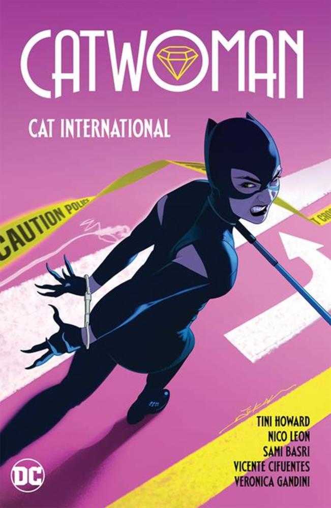 Catwoman [2022] Vol 02: Cat International TPB
